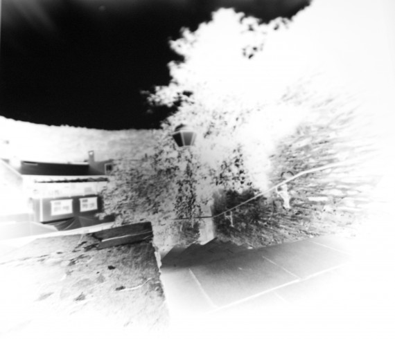camera obscura_click clervaux 21.07.12 négatif