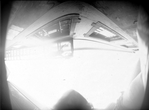 roulot'ographe_kufa0812_cameraObscura10neg